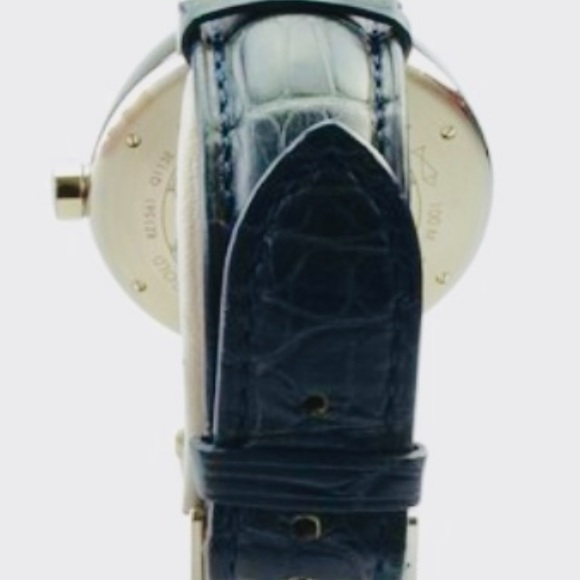 LOUIS VUITTON  18K White Gold TAMBOUR GMT // Q113E Watch - Picture 6 of 12